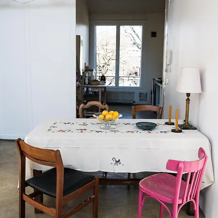 Authentic, Beautiful & Friendly 150m2 Loft, 10 Min From Paris
